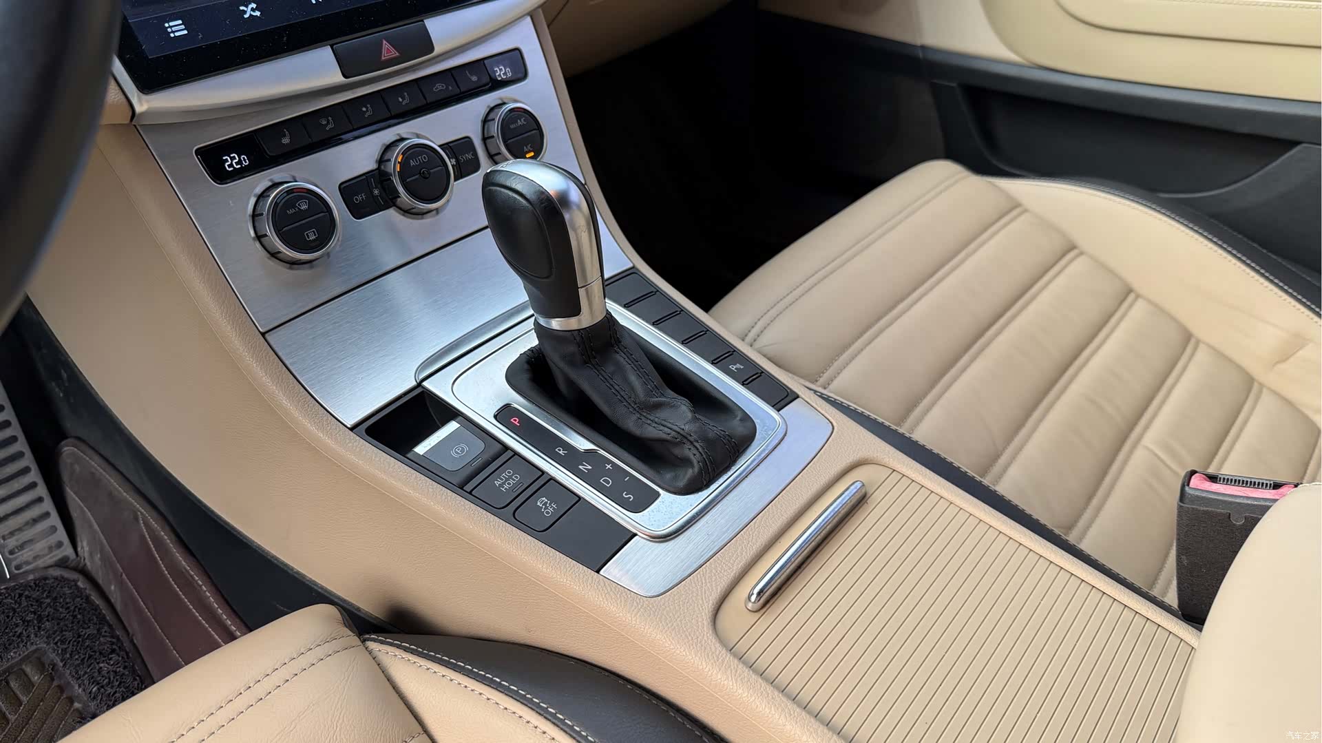 Volkswagen CC, 2016 8