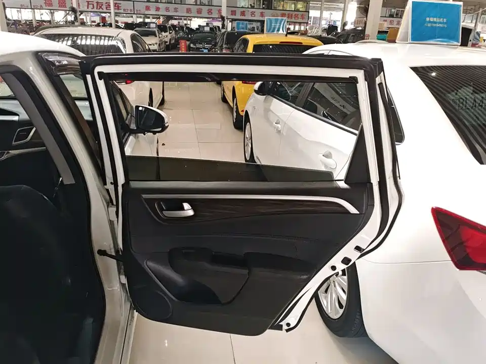 Honda Jade