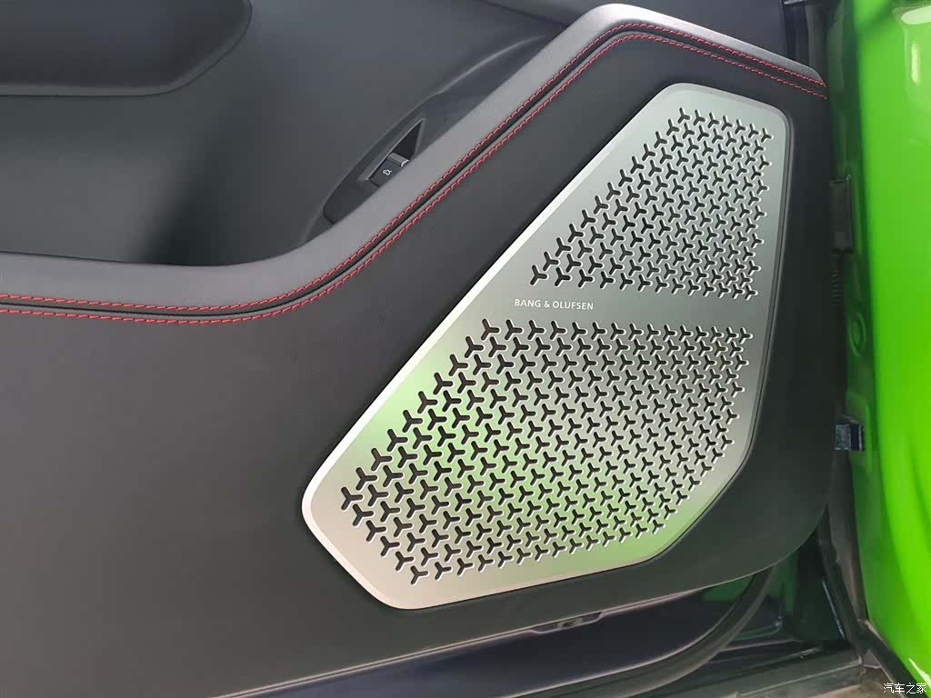 Lamborghini Urus, 2021 6