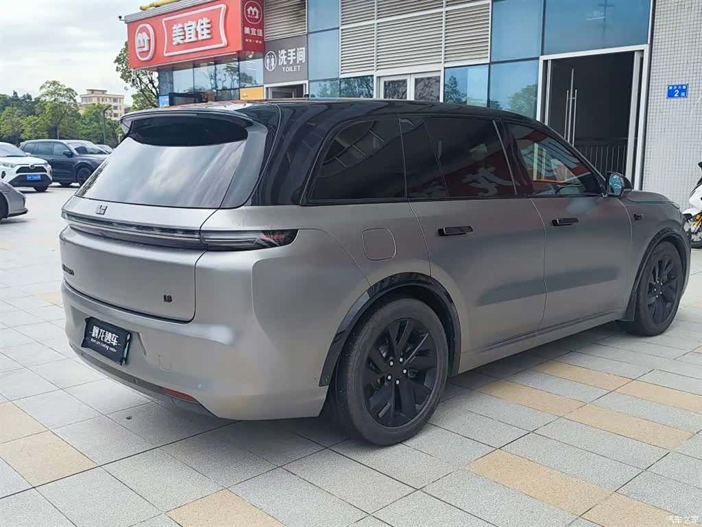 Li Auto L8, 2023 8