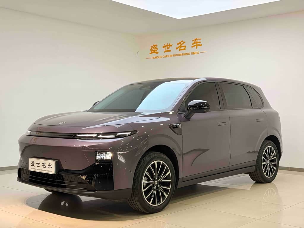 Leapmotor B10