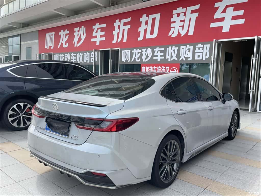 Toyota Camry, 2026 9