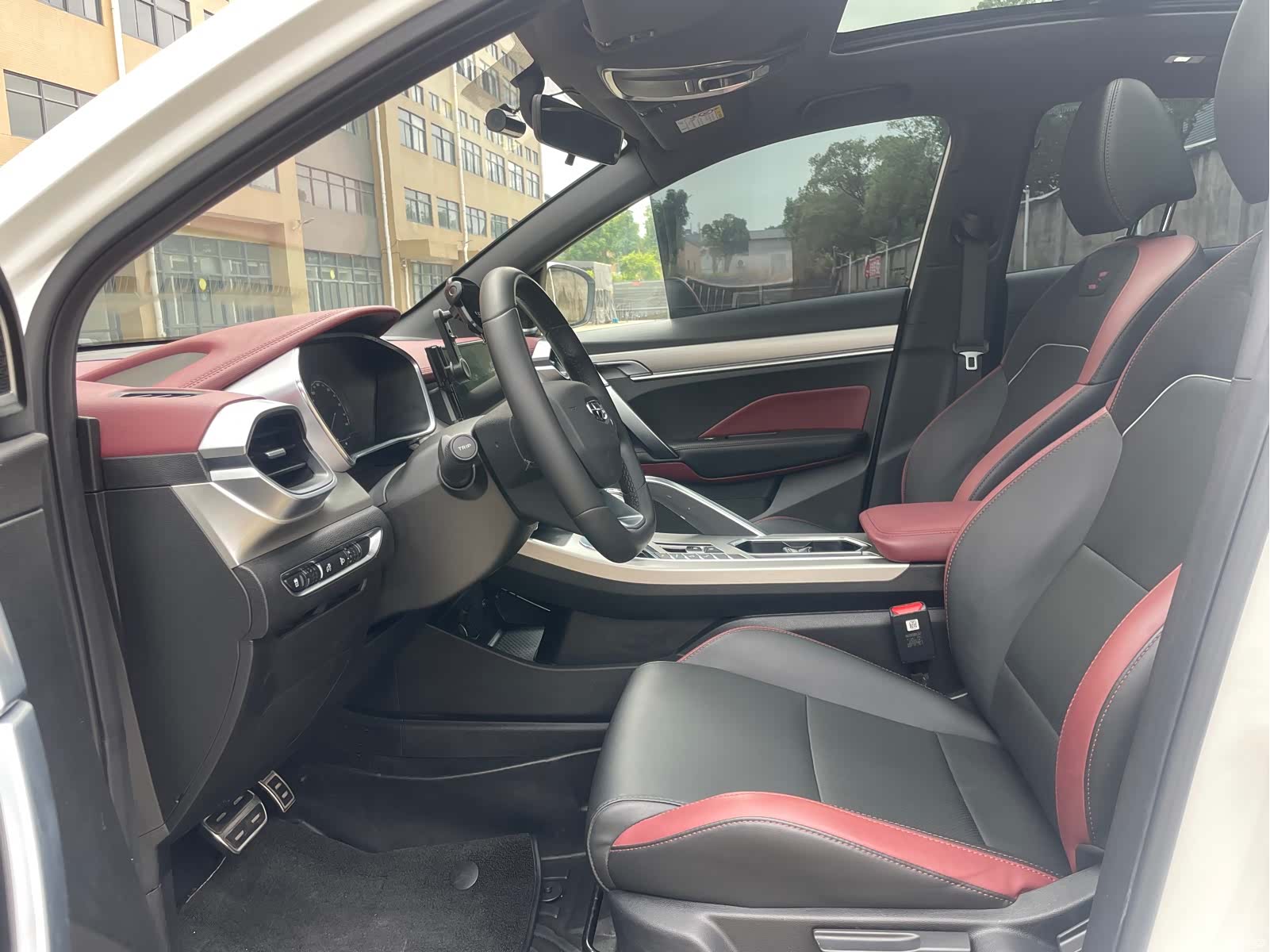 Geely Coolray, 2021 12
