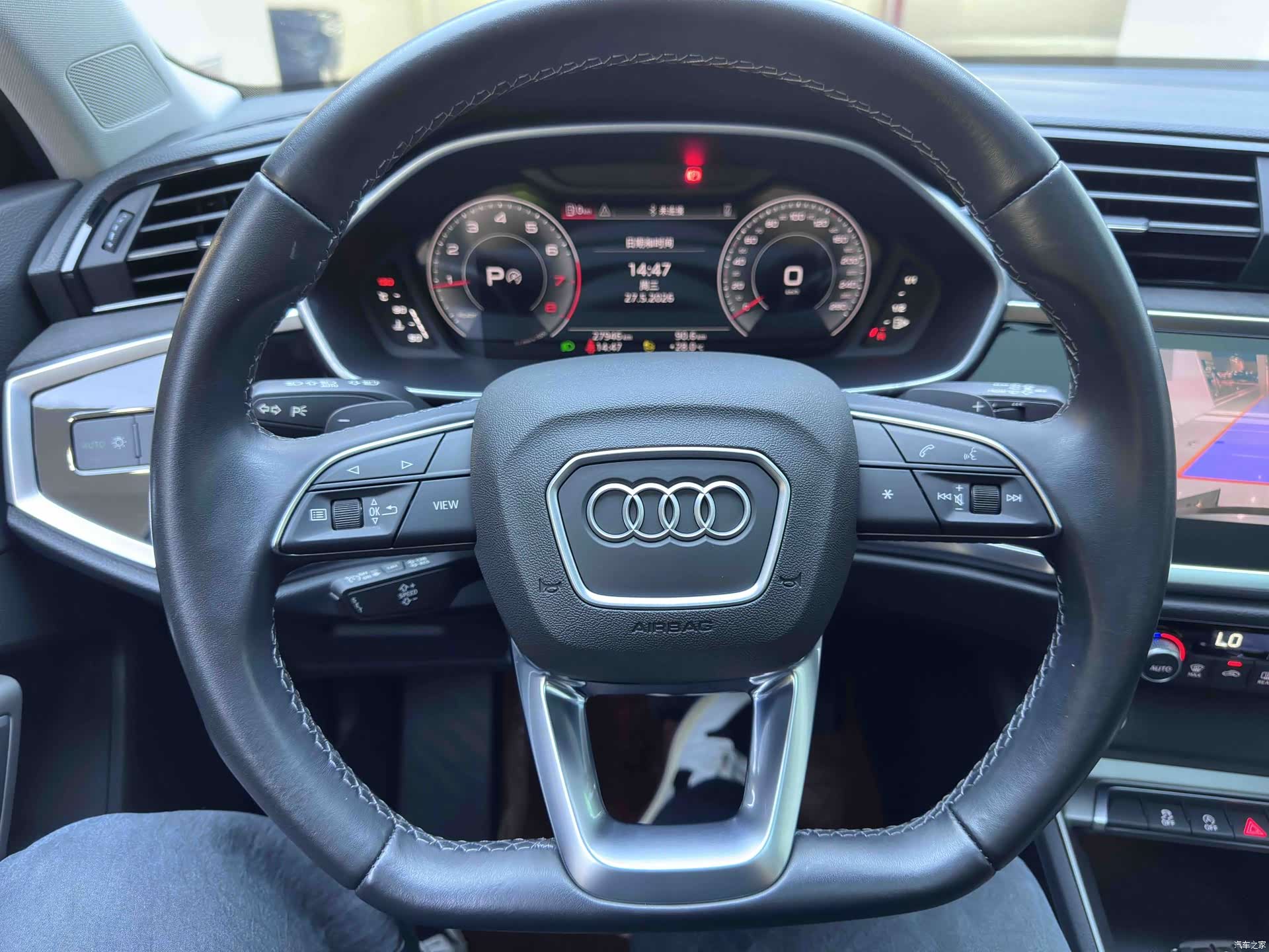 Audi Q3, 2022 11
