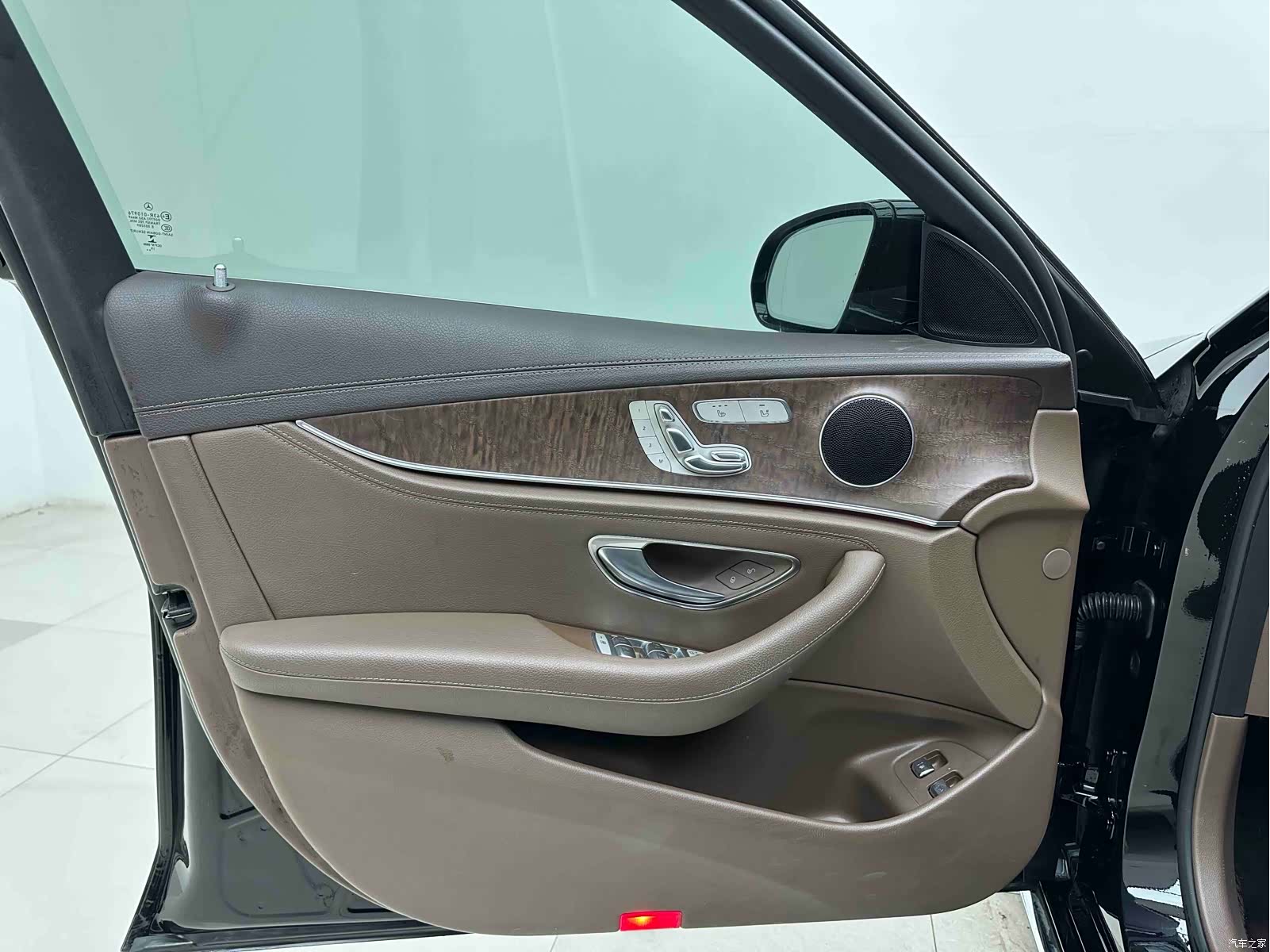 Mercedes-Benz E-Class, 2020 7