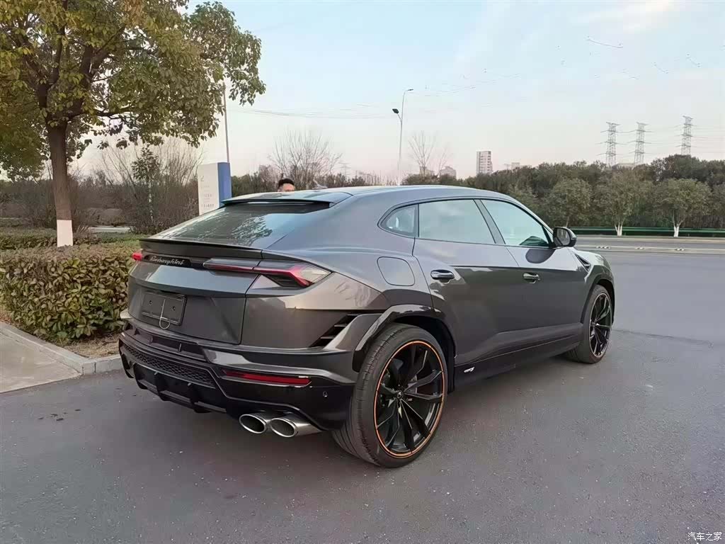 Lamborghini Urus, 2026 2
