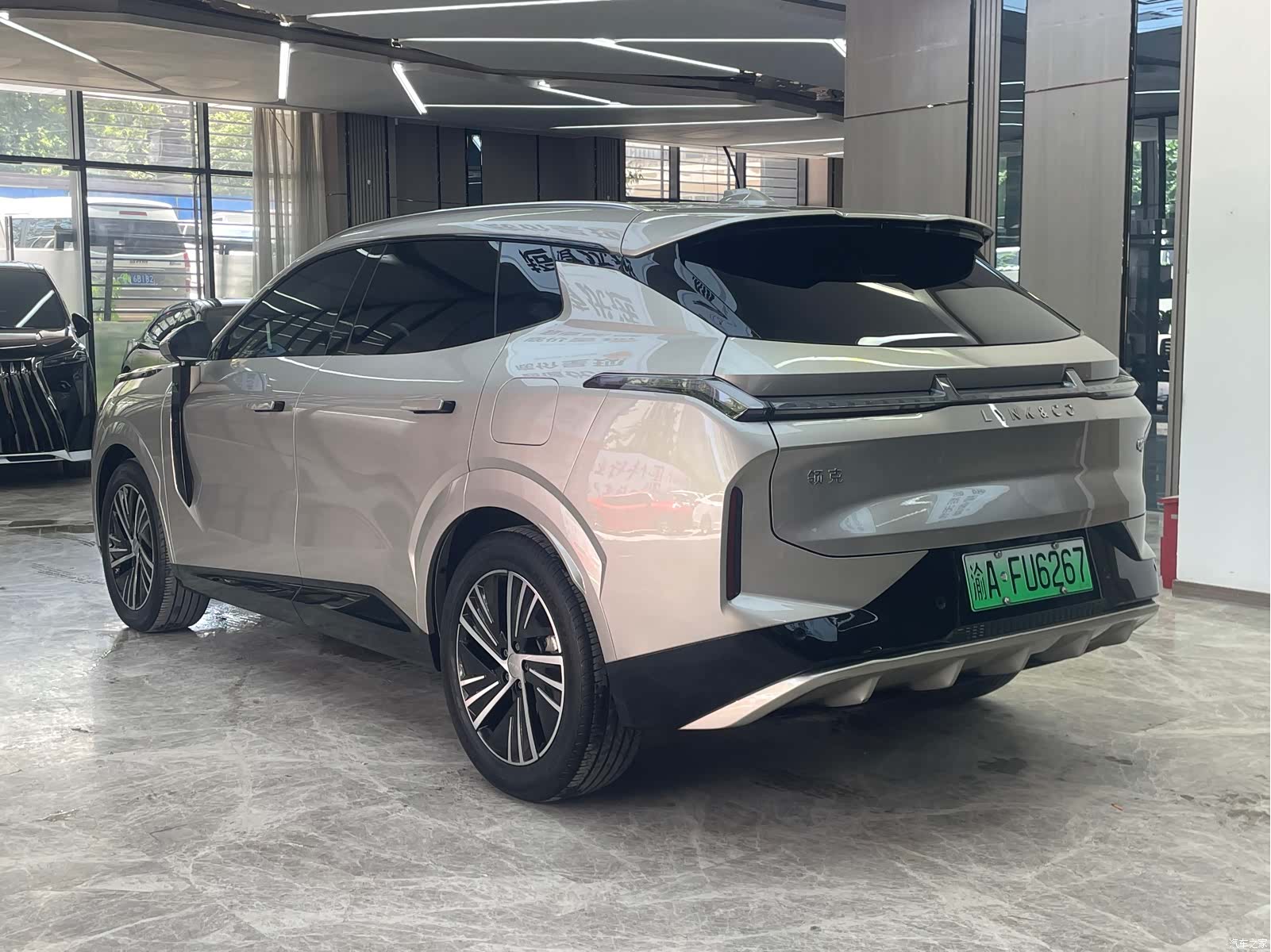 Lynk & Co 02, 2024 все фото