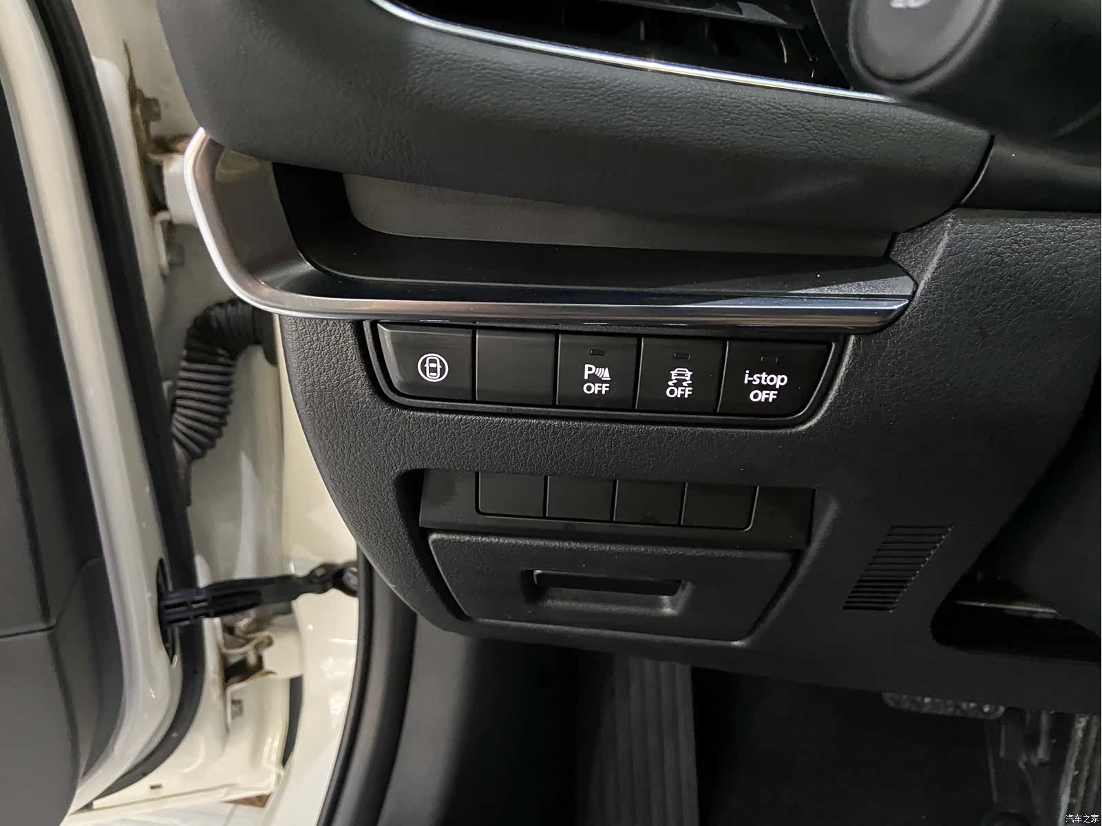 Mazda Mazda3, 2023 17