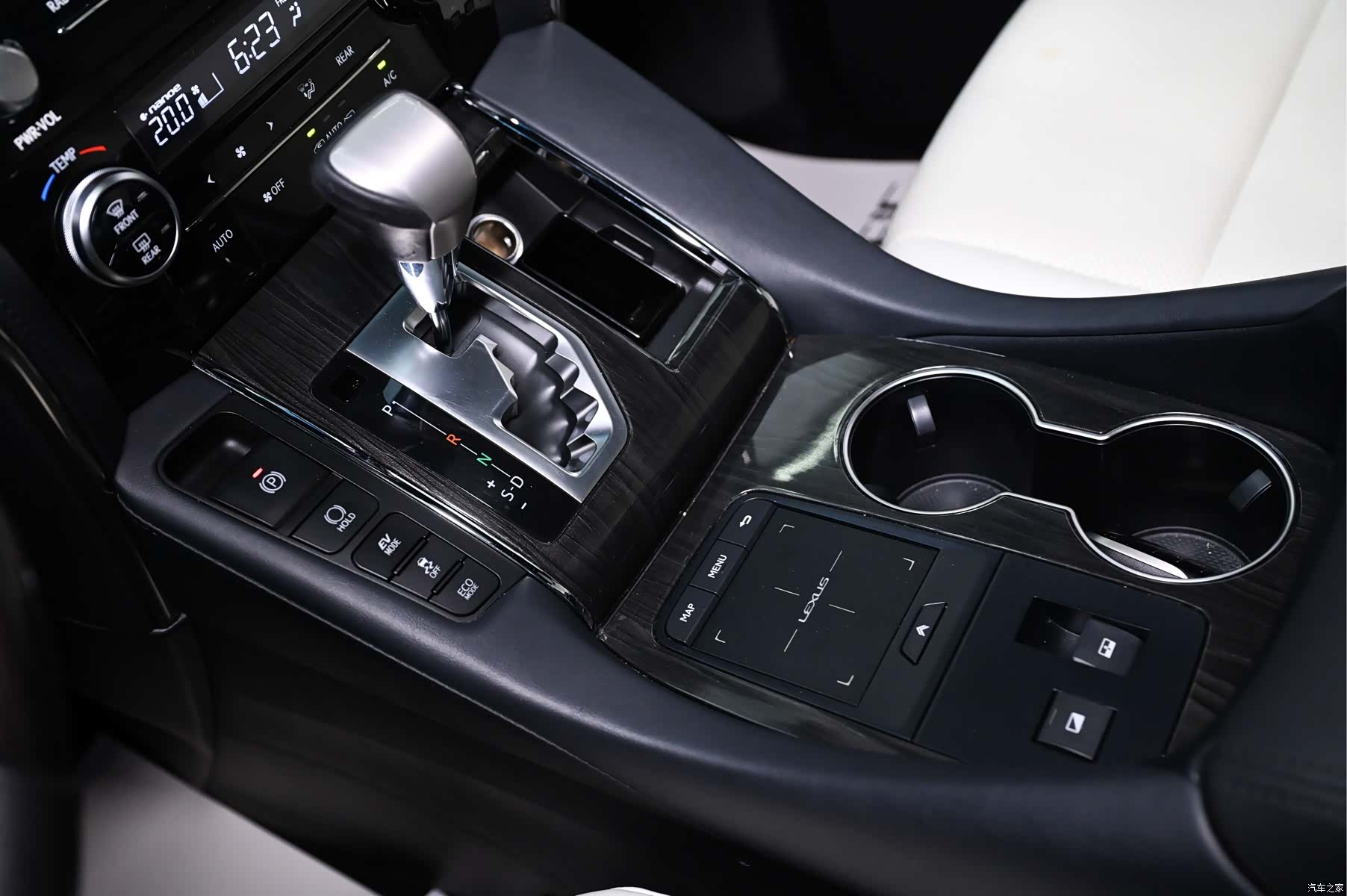 Lexus LM, 2020 12