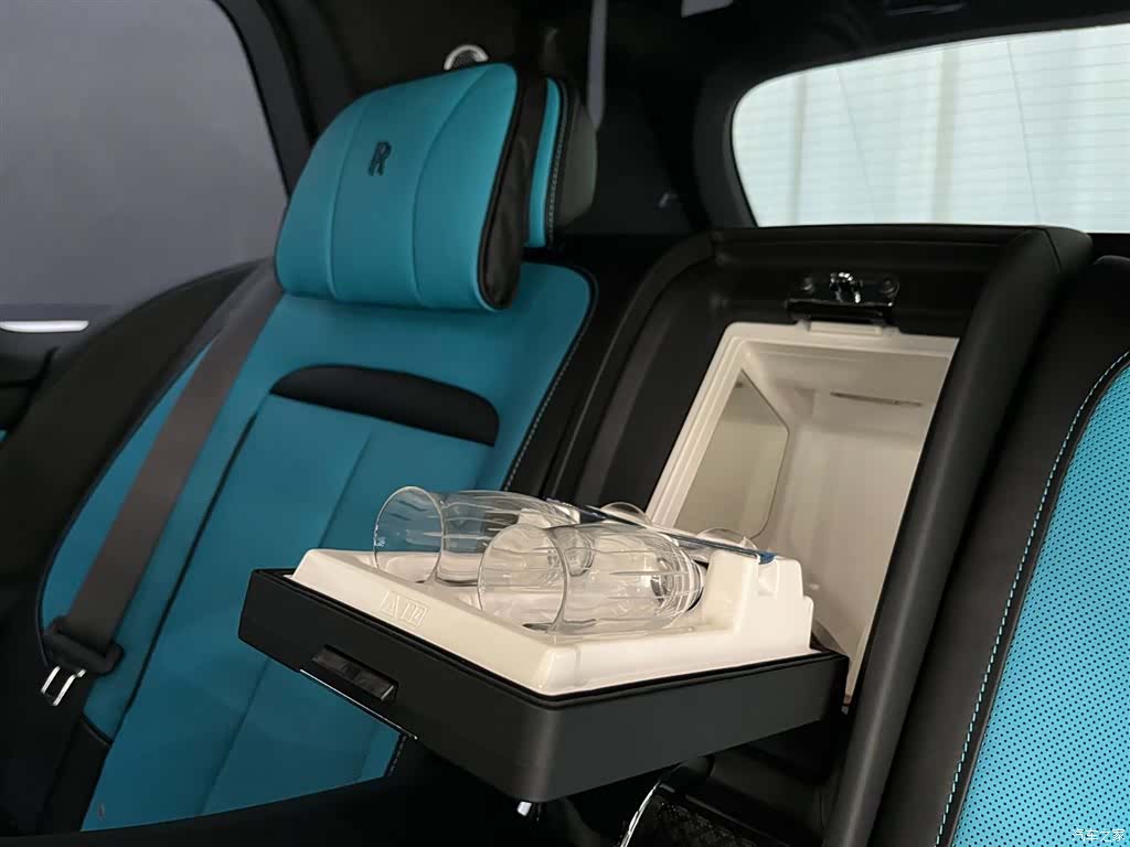Rolls-Royce Cullinan, 2026 20