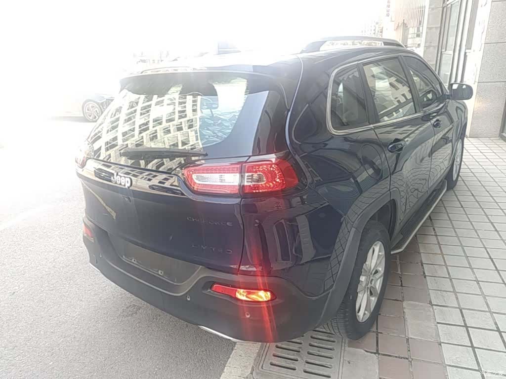 Jeep Cherokee, 2018 7