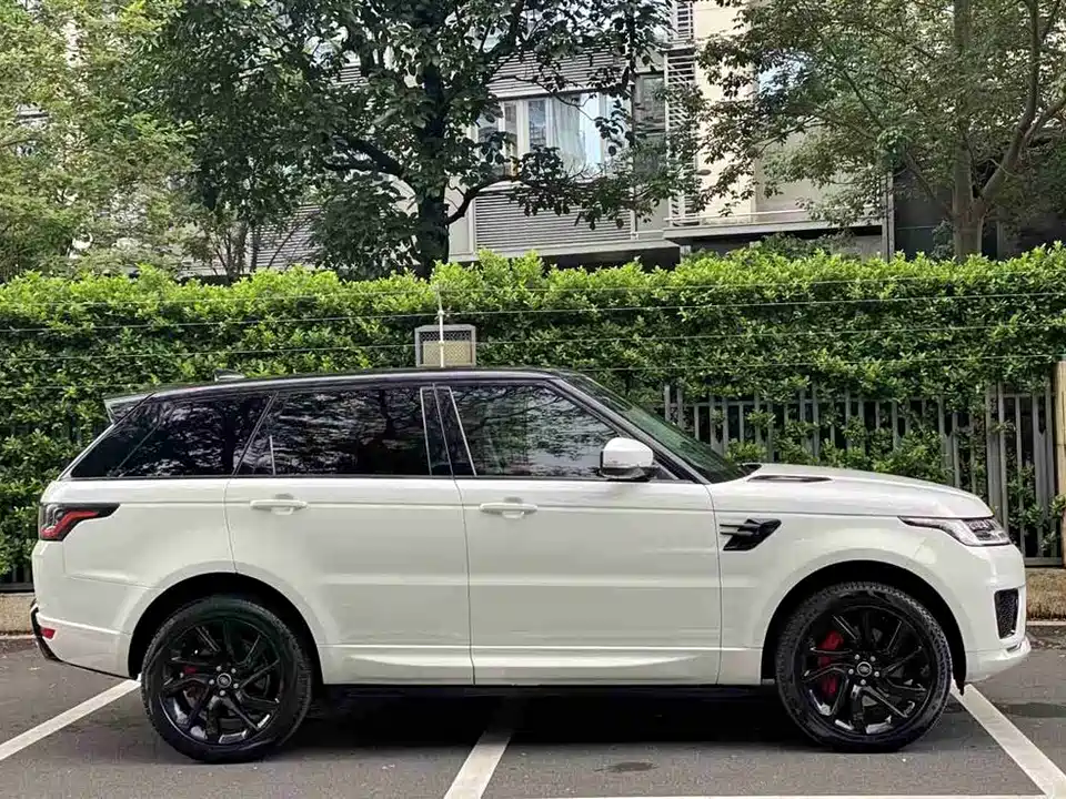 Land Rover Range Rover Sport Land Rover Range Rover Sport