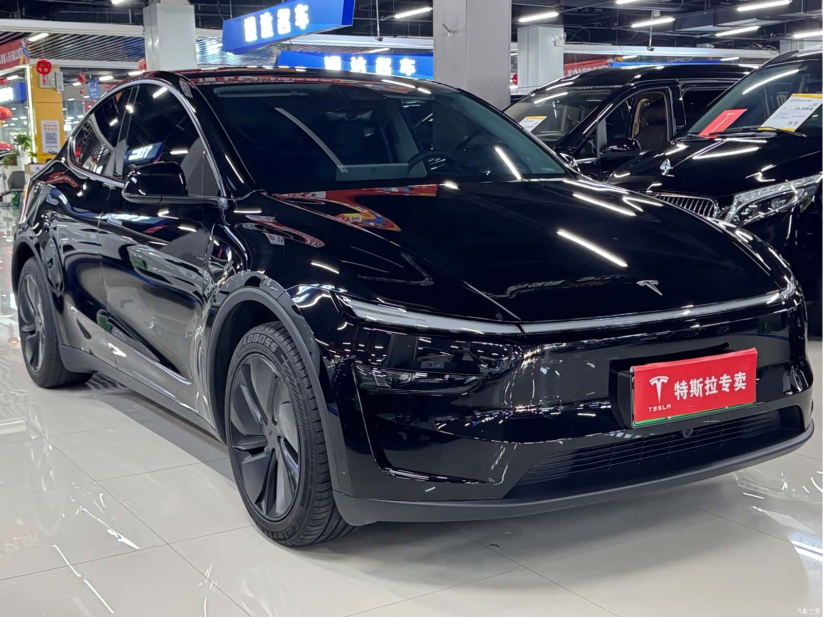 Tesla Model Y, 2025 3