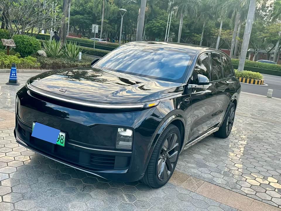 Li Auto Ideal L8