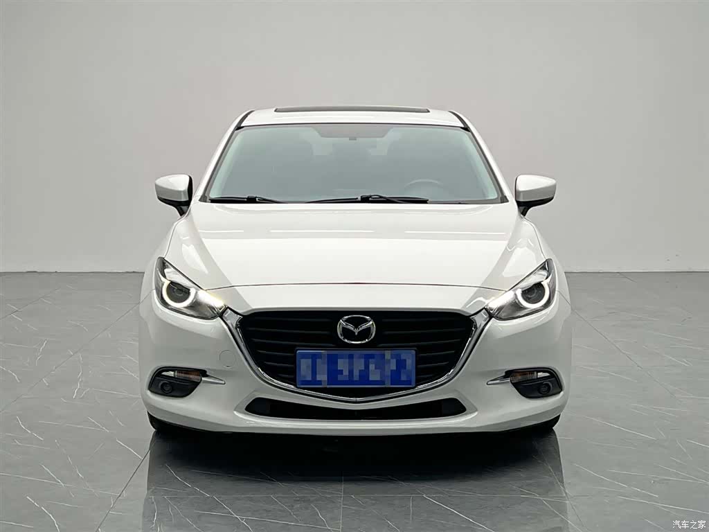 Mazda Mazda3, 2018 2