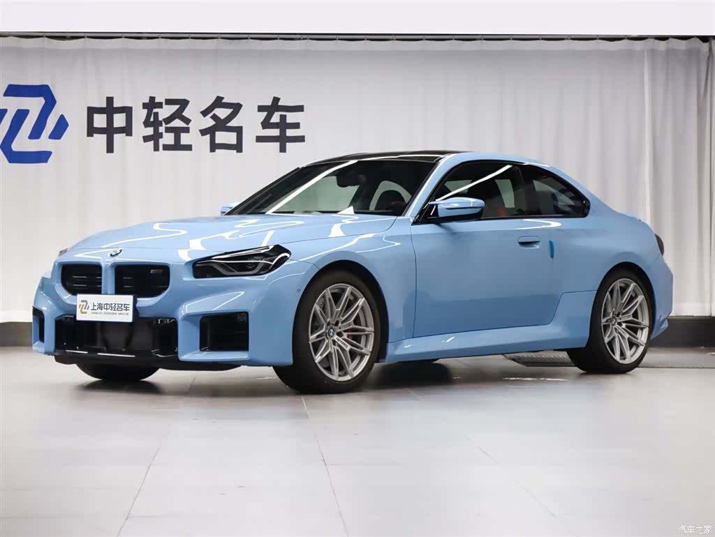 BMW M2, 2025 1