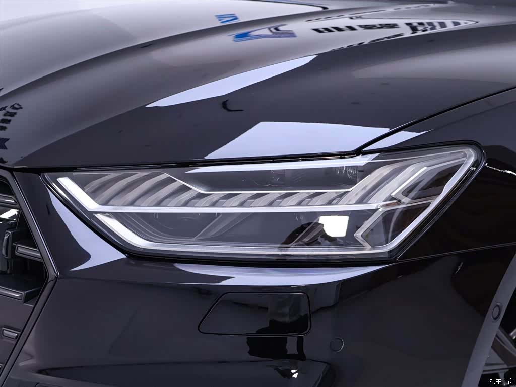 Audi A7L, 2023 4