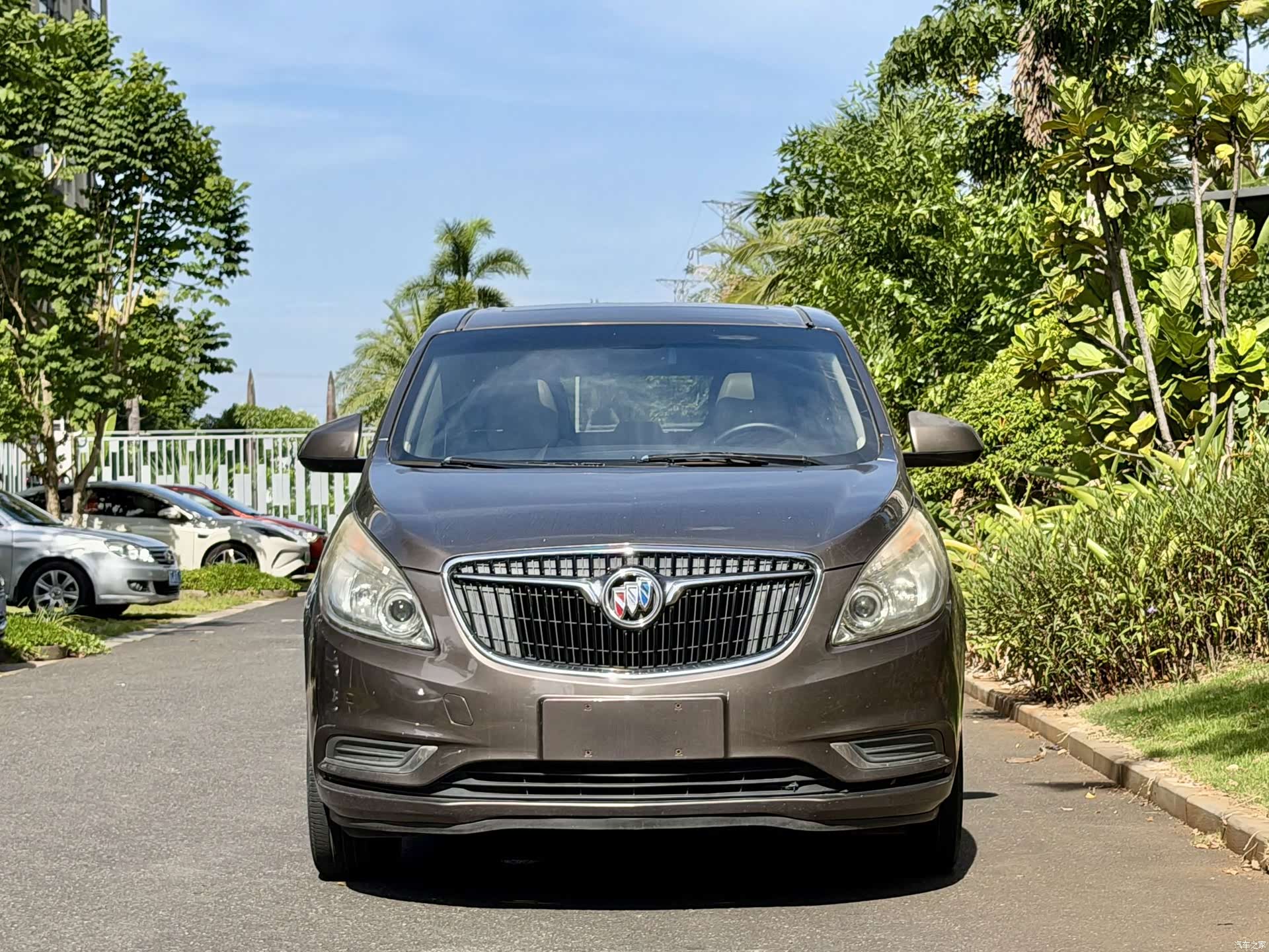 Buick GL8, 2018 2