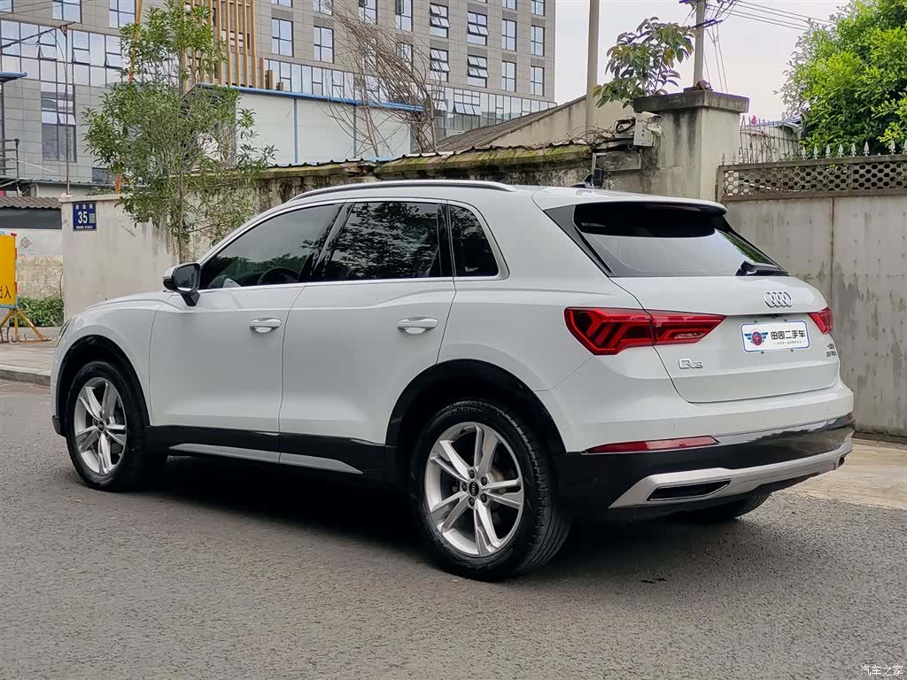 Audi Q3, 2021 4