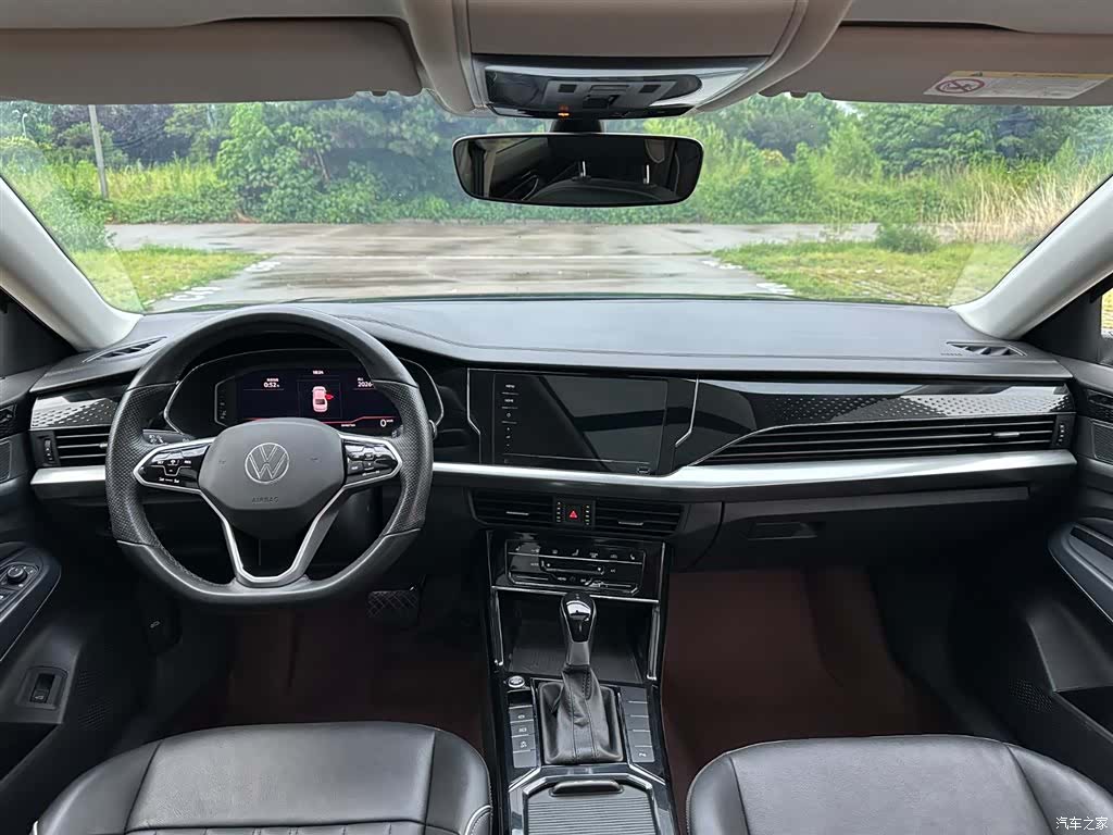 Volkswagen Passat, 2023 10
