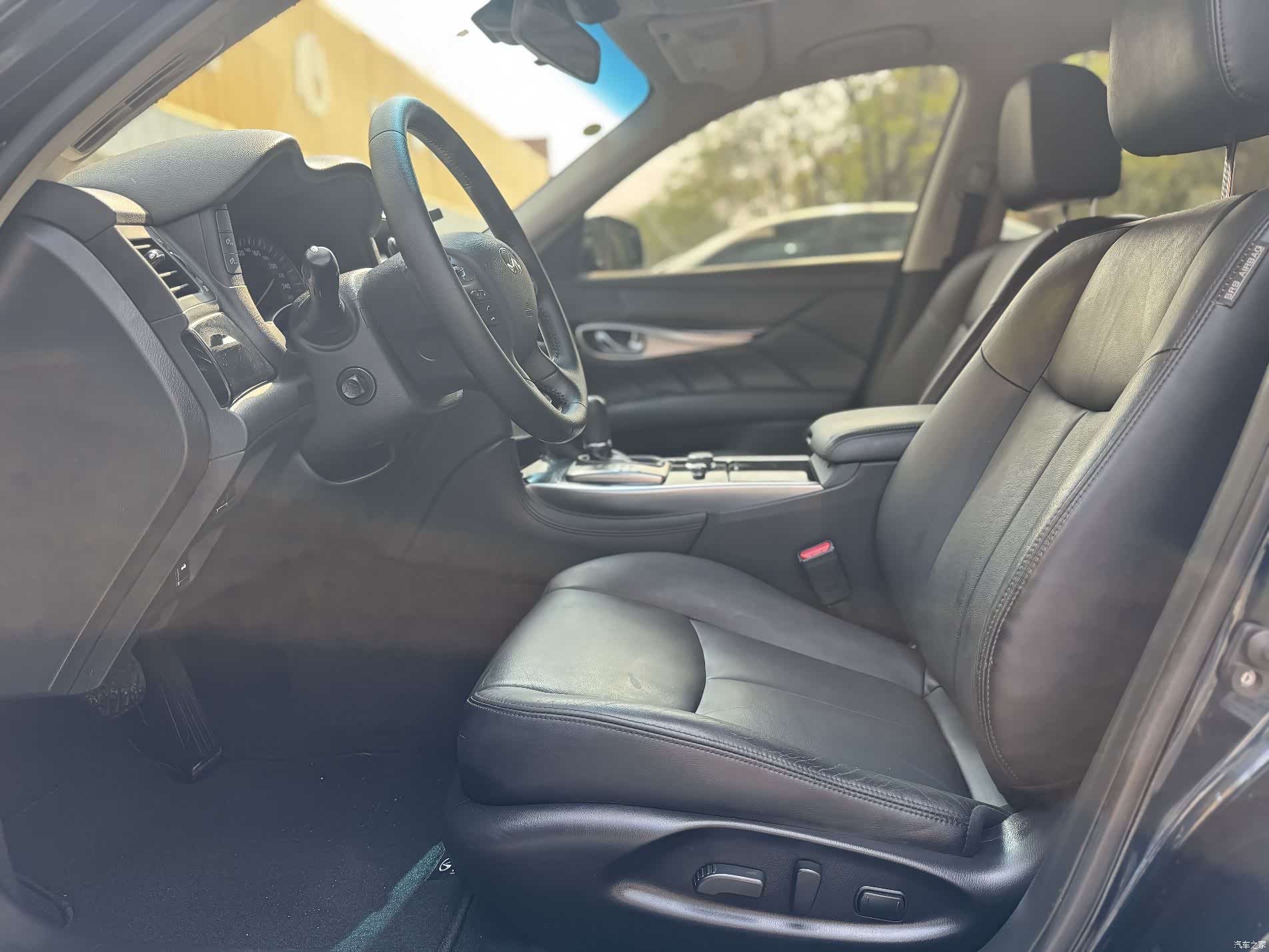 Infiniti Q70, 2018 4