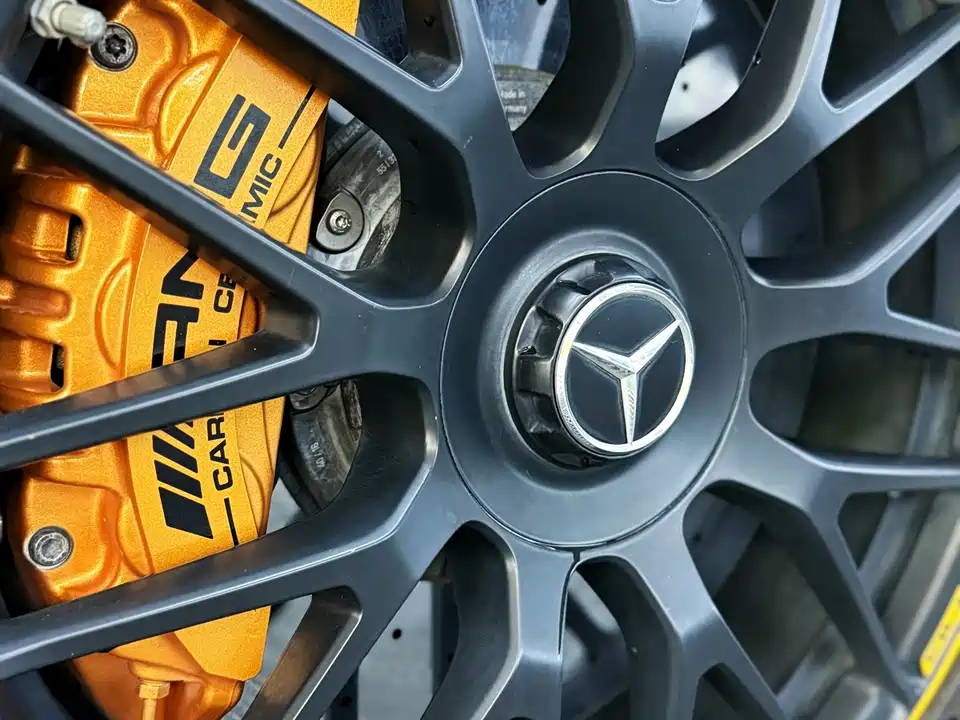 Mercedes-Benz AMG GT Mercedes-Benz AMG GT