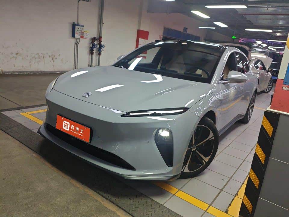 NIO ET5T
