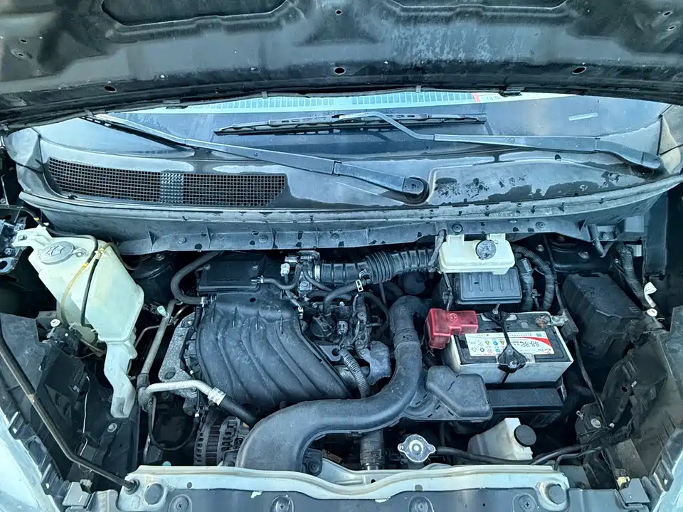 Nissan NV200 Nissan NV200
