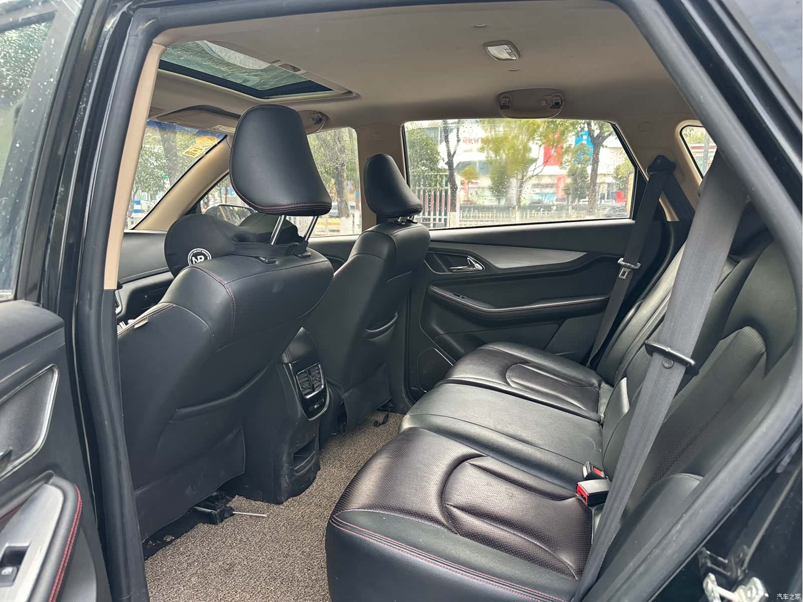 Wuling 560, 2016 7