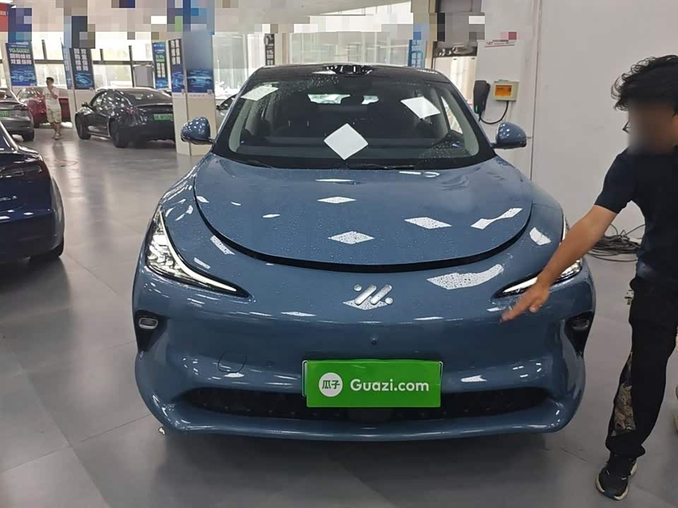 IM Motors Zhiji LS6 IM Motors Zhiji LS6