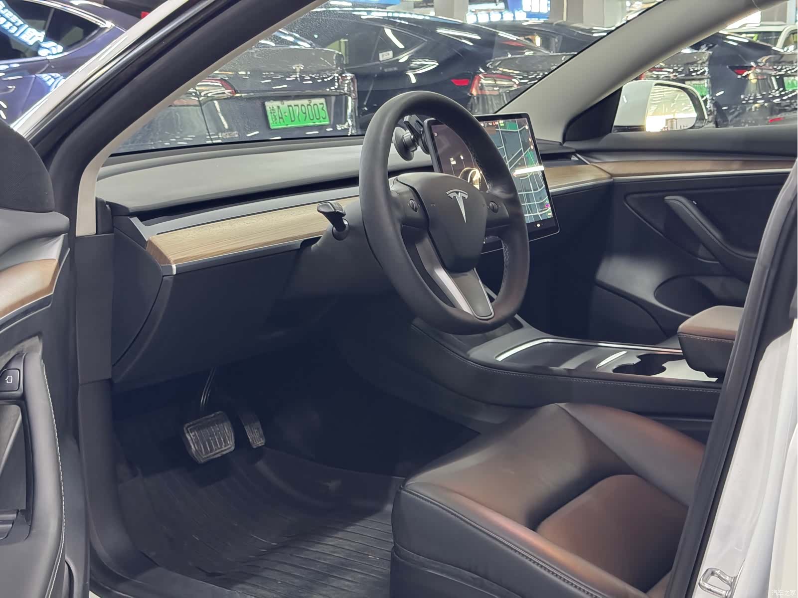 Tesla Model 3, 2021 4