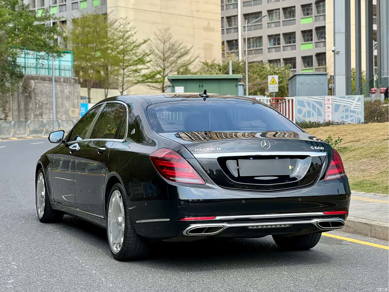 Maybach S-Class, 2019 4