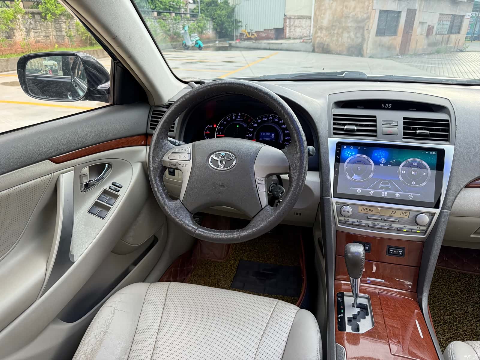 Toyota Camry, 2015 6