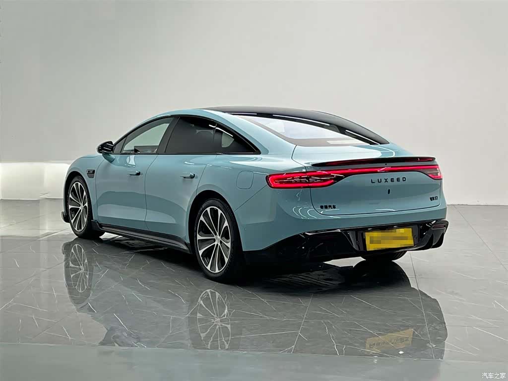 Luxeed S7, 2025 4