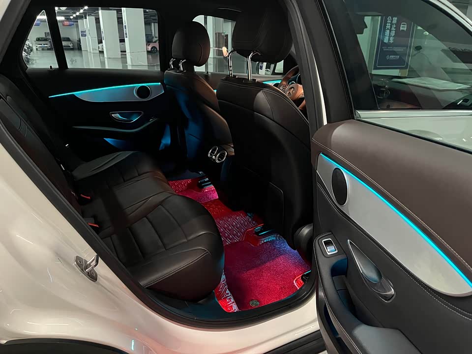Mercedes-Benz GLC Mercedes-Benz GLC