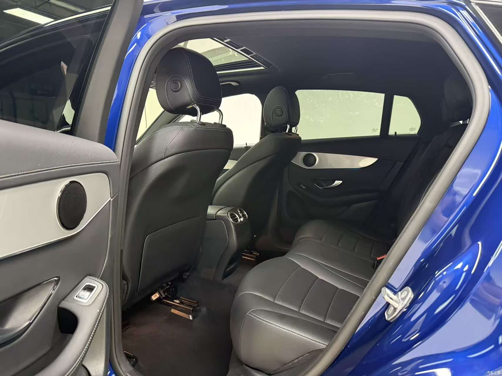 Mercedes-Benz GLC, 2019 14