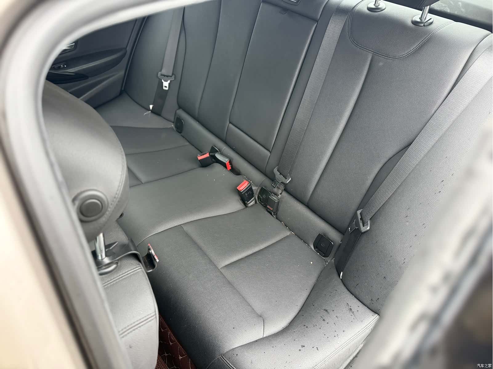 BMW 3 Series, 2016 11