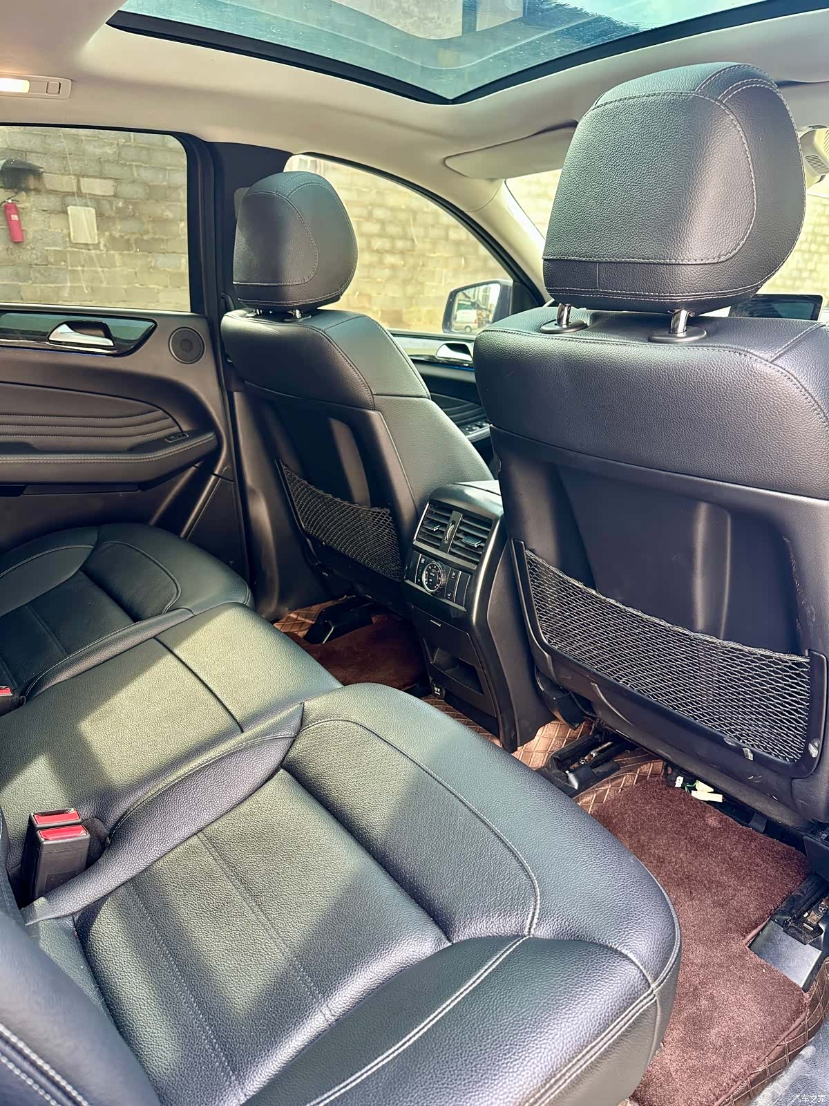Mercedes-Benz GLE, 2017 11