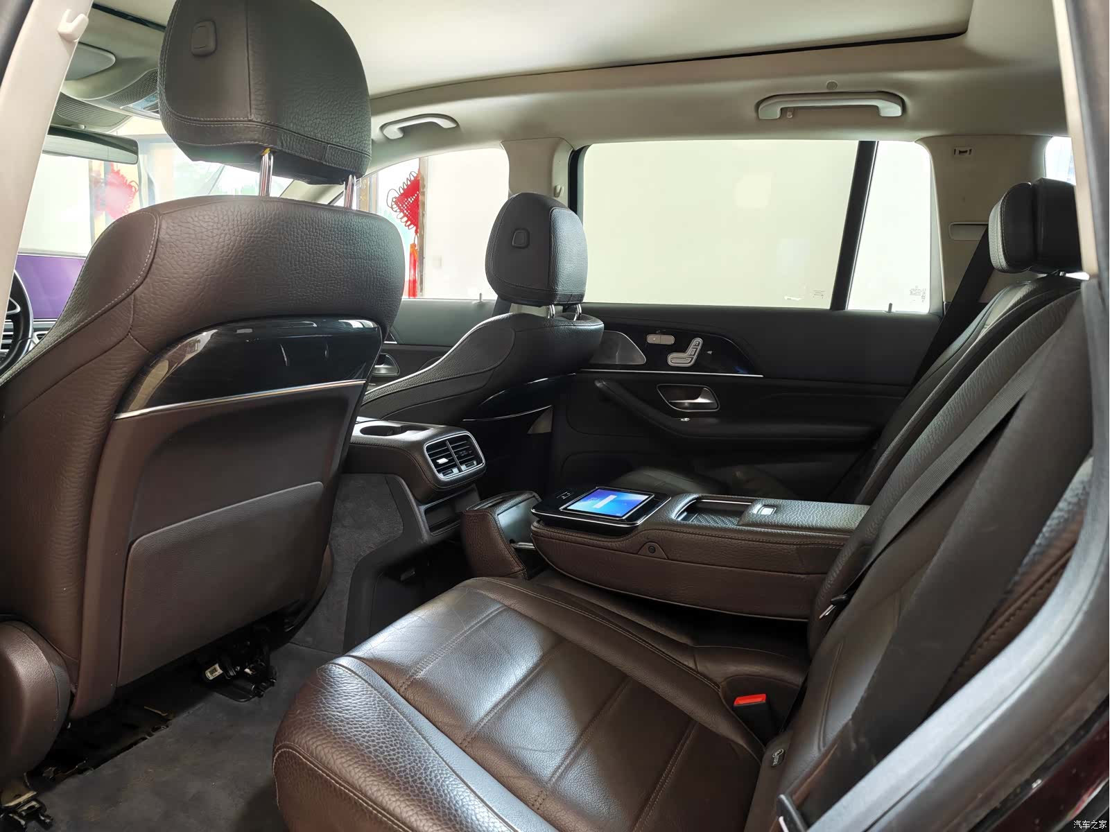 Mercedes-Benz GLS, 2023 8