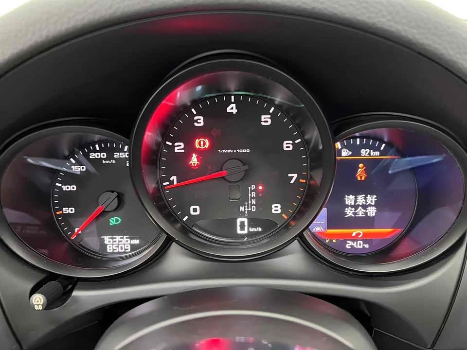 Porsche Macan Porsche Macan