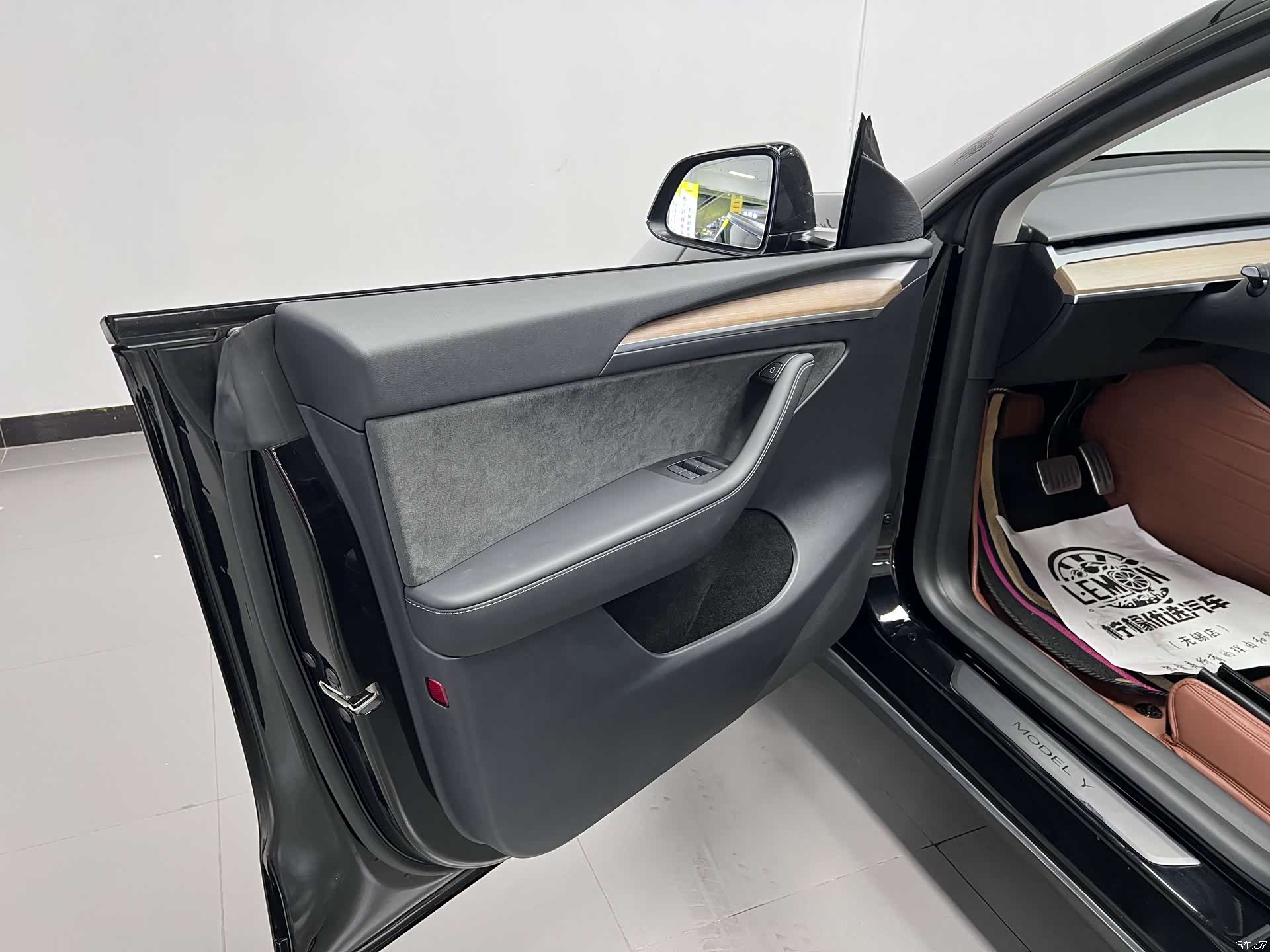 Tesla Model Y, 2021 19