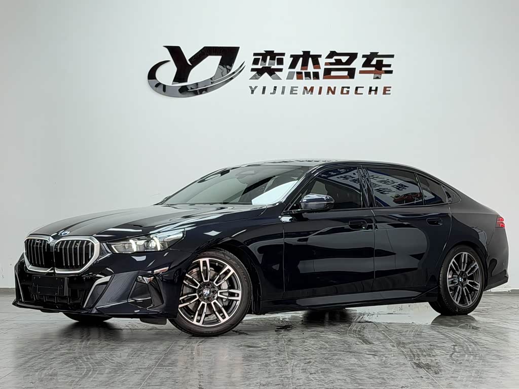 BMW 5 Series 5 2024 530Li Lead M Sport