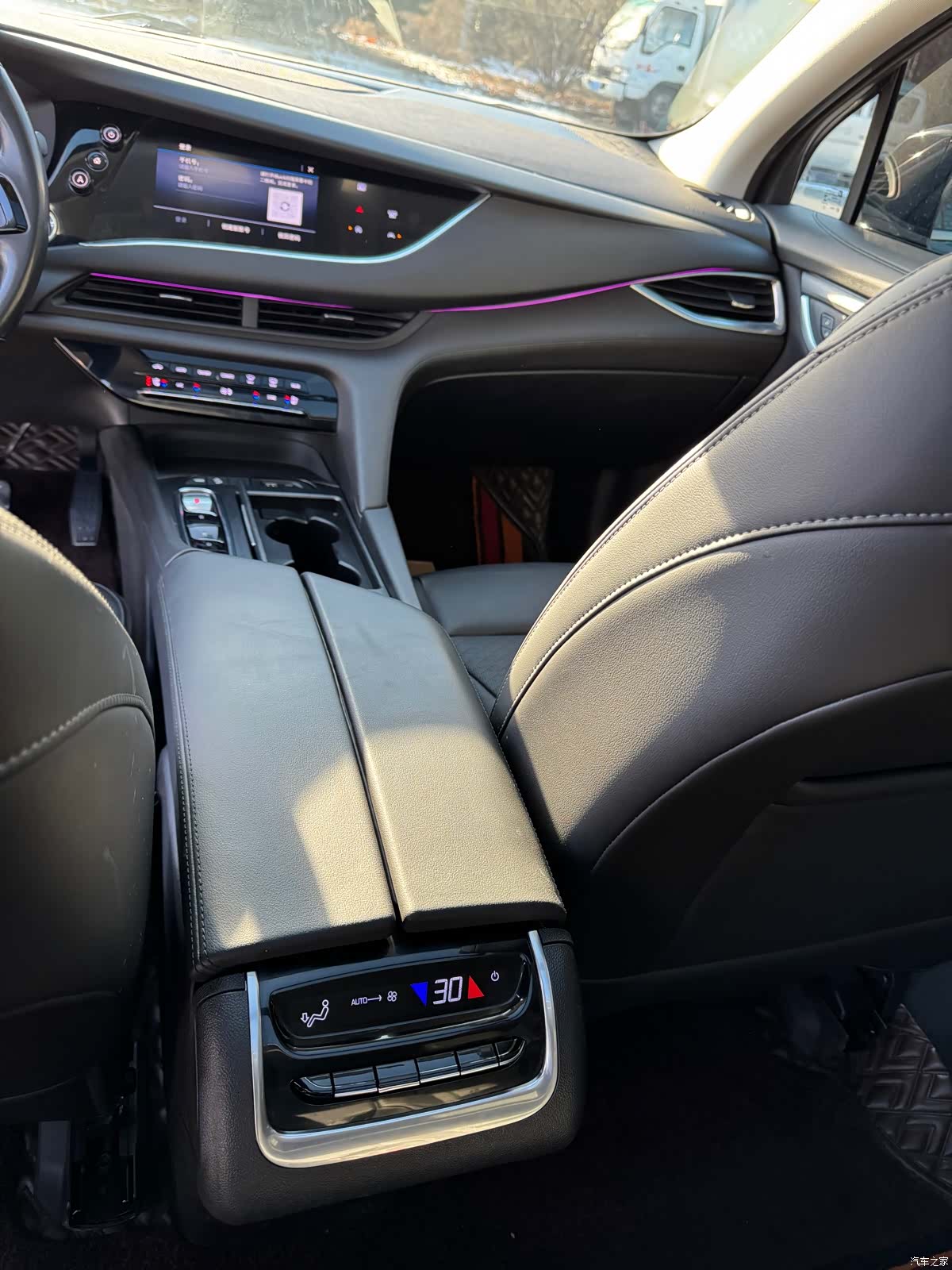 Buick Enclave, 2022 14