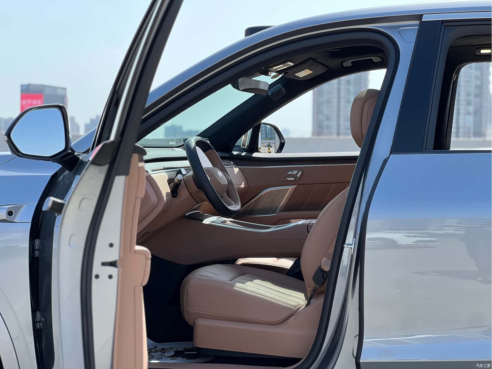 NIO L90, 2025 14