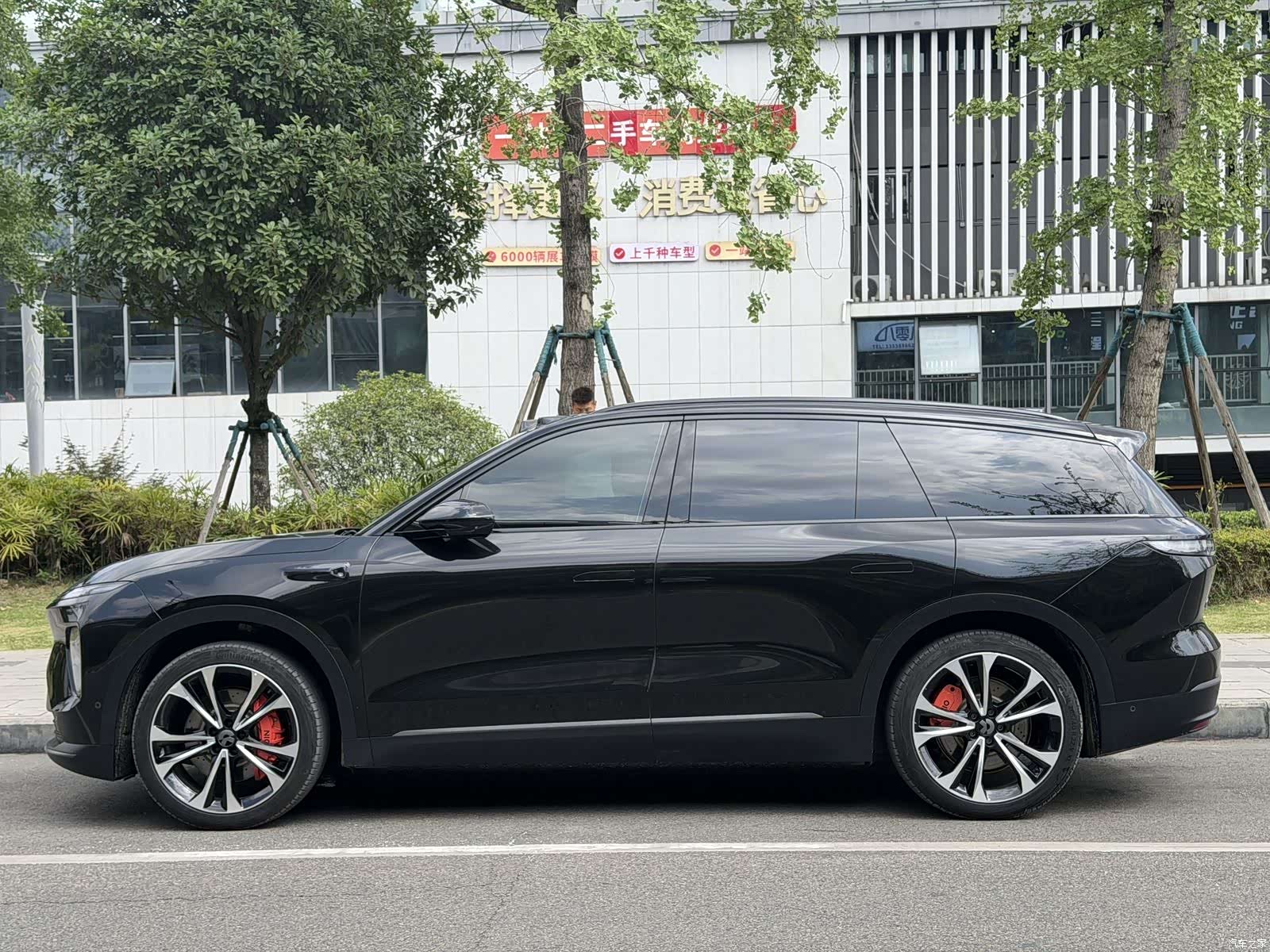 NIO ES8, 2023 4