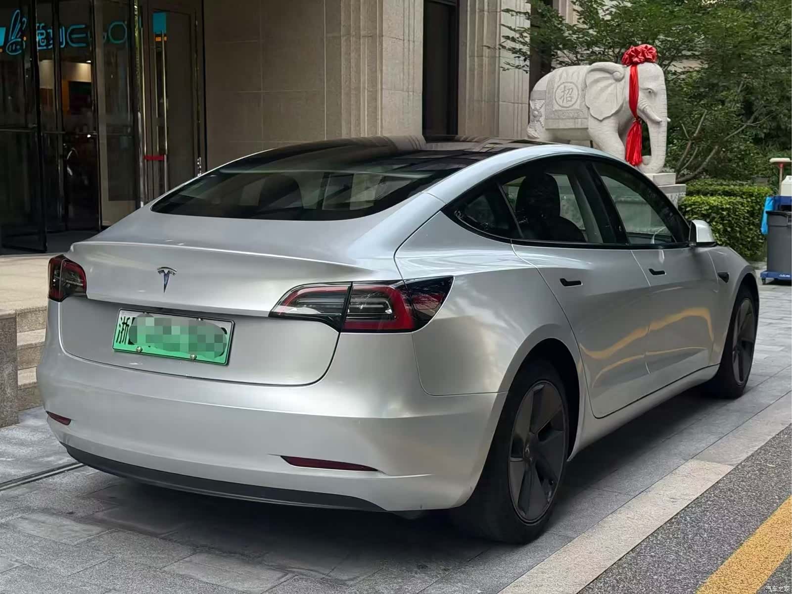 Tesla Model 3, 2023 3