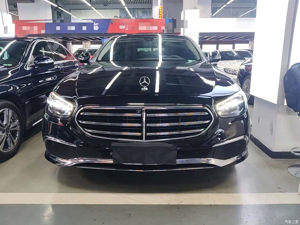 Mercedes-Benz E-Class, 2022 3