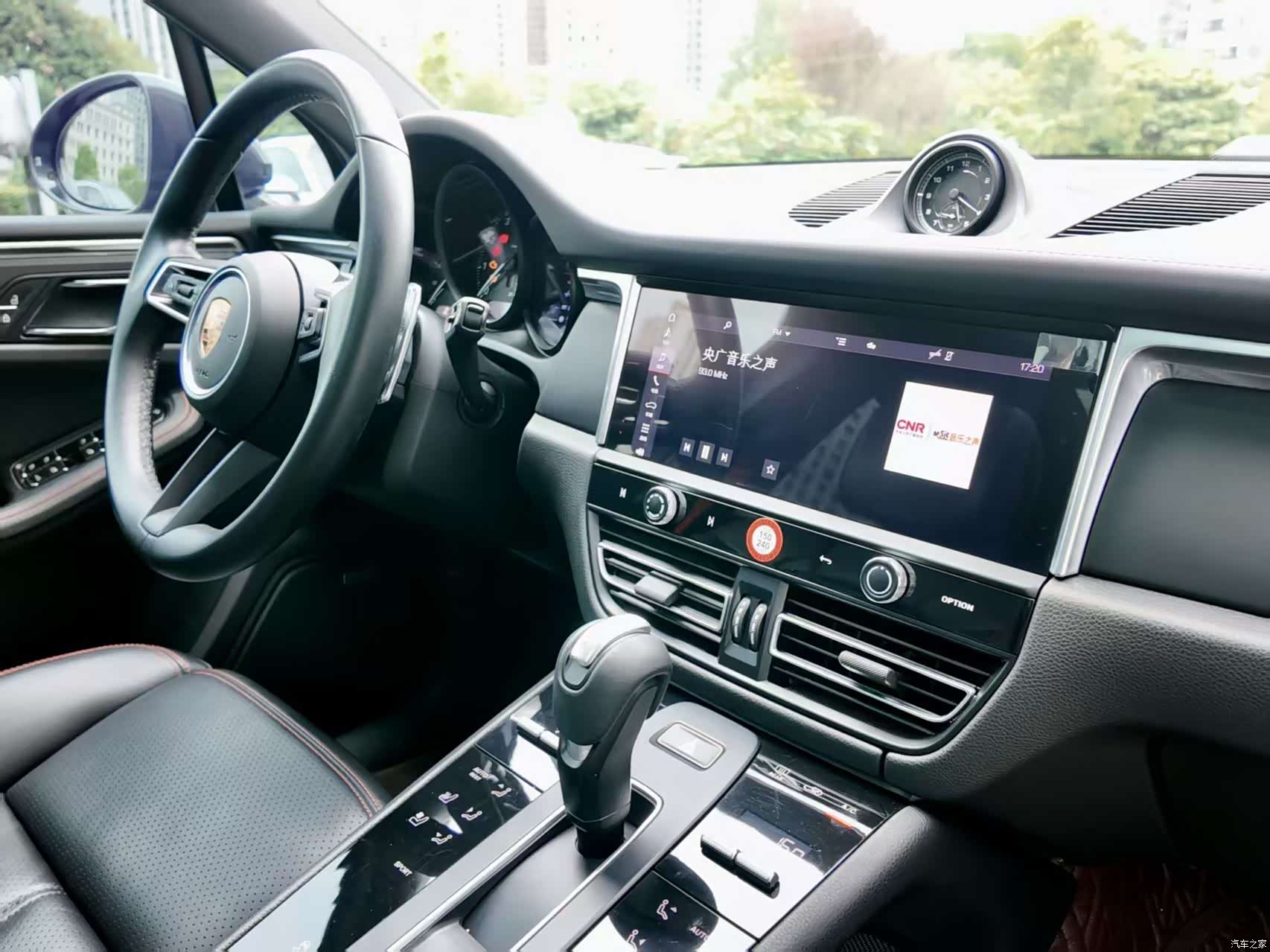 Porsche Macan, 2023 7