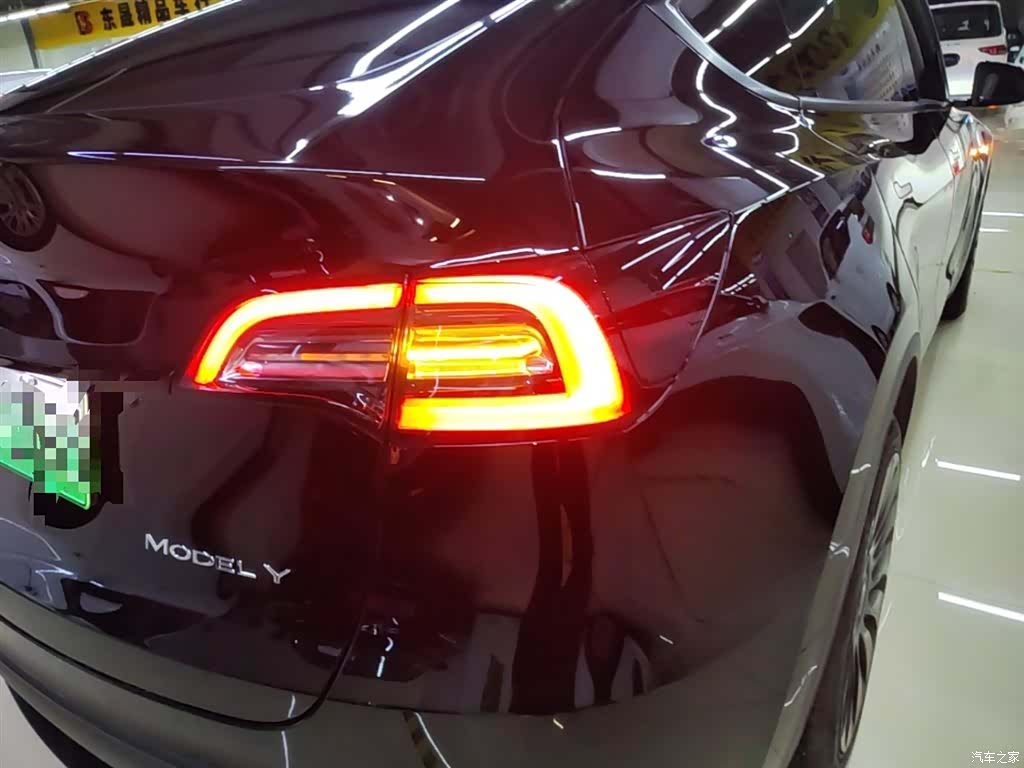 Tesla Model Y, 2022 8