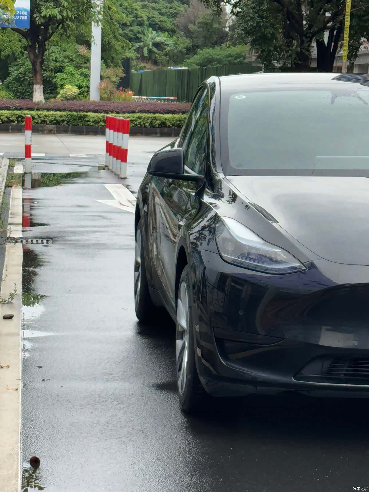 Tesla Model Y, 2022 3